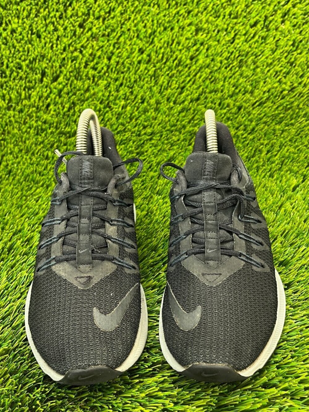 Nike Quest Womens Size 5.5 Black White Athletic Walking Running Shoes Sneakers - Picture 5 of 10